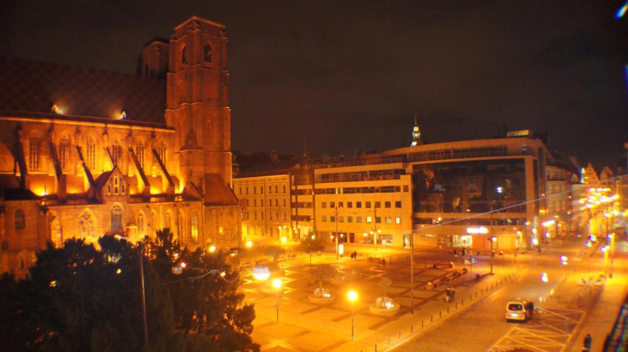 Apartment Amik Apartament-night View Breslau